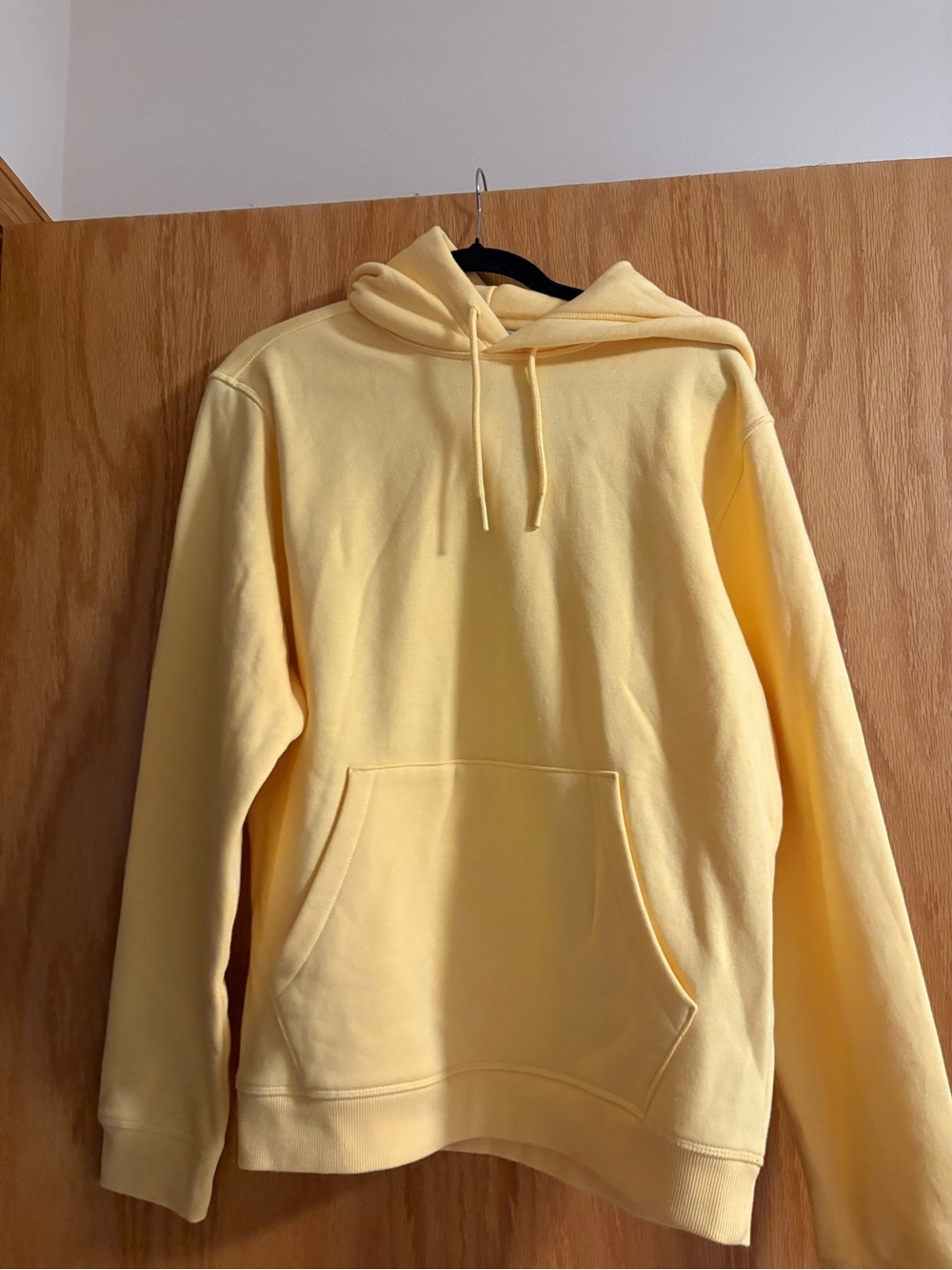 DSG Men's Pale Yellow Crewneck Hoodie